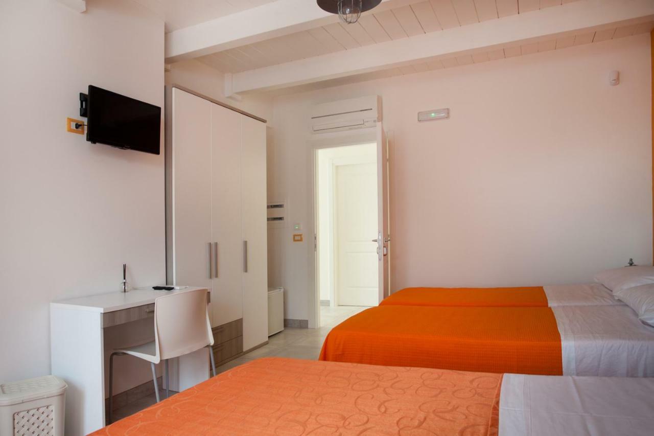 B&B A Due Passi Dal Mare Catona Di Reggio Calabria Luaran gambar