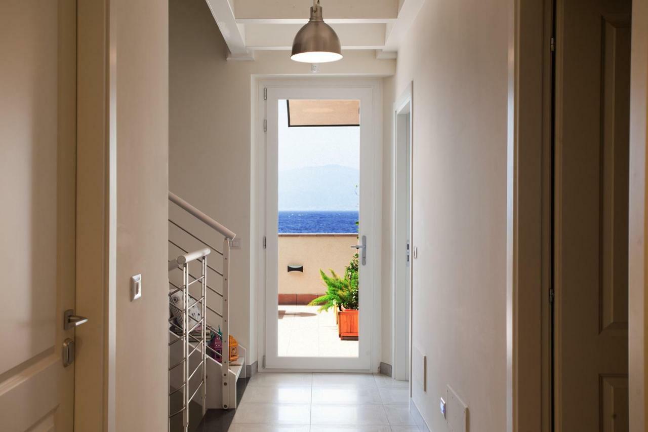 B&B A Due Passi Dal Mare Catona Di Reggio Calabria Luaran gambar
